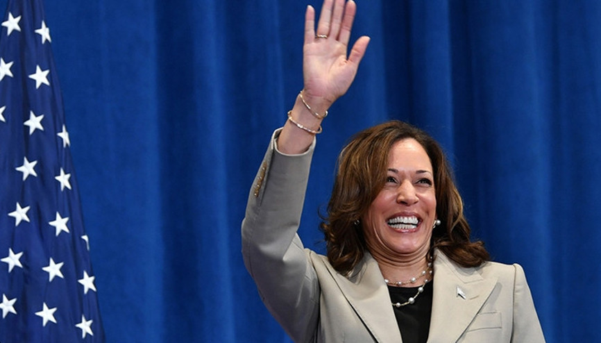 Kamala Harris ilk haftasında 200 milyon dolar bağış topladı