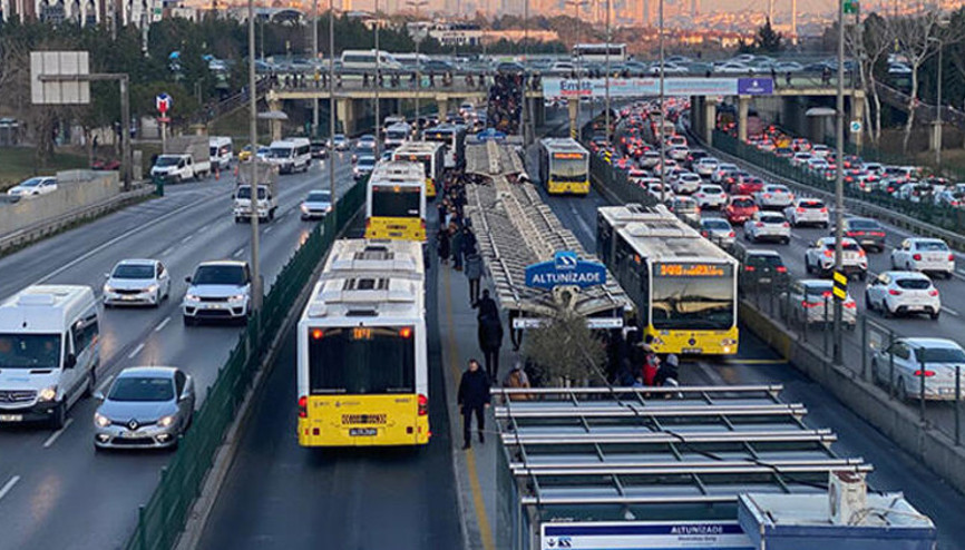İstanbulda toplu ulaşım zamları devreye girdi