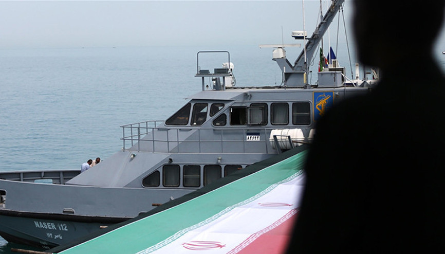 İran, kaçak yakıt taşıyan tankere el koyarak 9 kişiyi gözaltına aldı