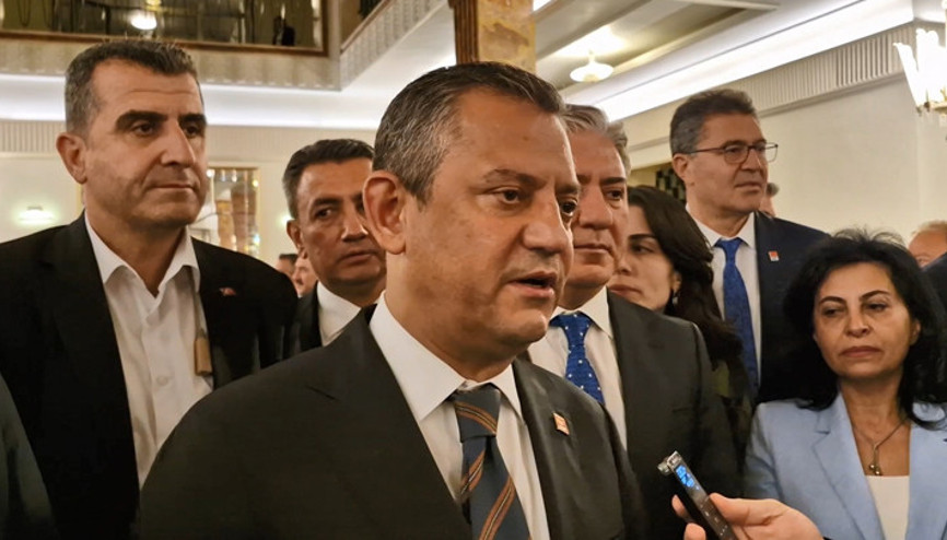 CHP lideri Özel: Sahipsiz hayvan kanununu AYMye götüreceğiz CHP lideri Özel: Sahipsiz hayvan kanununu AYMye götüreceğiz
