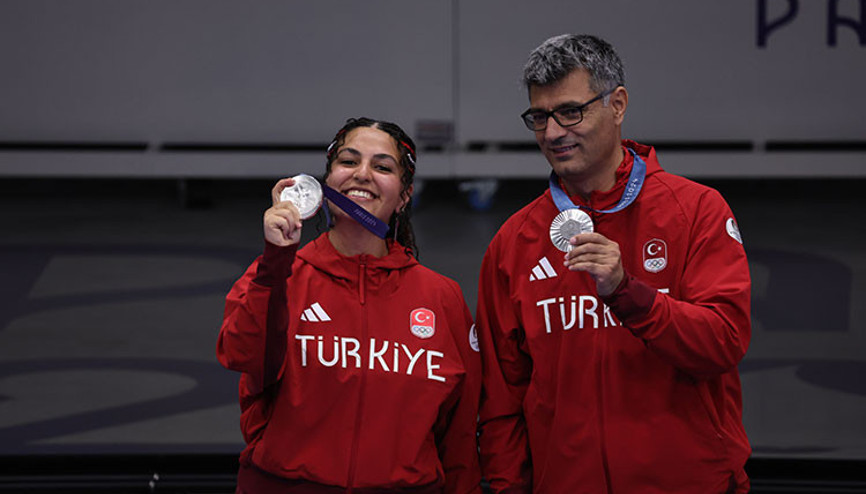 Şevval İlayda Tarhan kimdir, kaç yaşında, nereli Paris 2024 Olimpiyat Oyunlarında gümüş madalya Şevval İlayda Tarhan kimdir, kaç yaşında, nereli Paris 2024 Olimpiyat Oyunlarında gümüş madalya