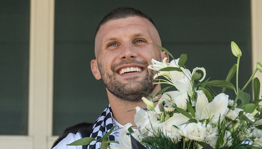 Beşiktaşta Ante Rebic ve Ajdin Hasic’e kapı gösterildi