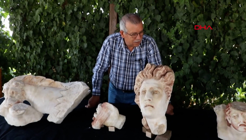 Laodikya Antik Kentinde renkli Skylla Grubu heykelleri bulundu