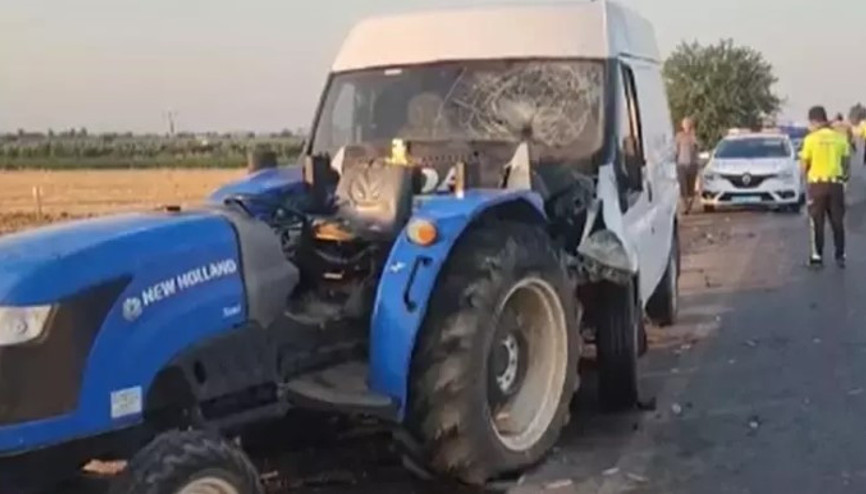Hatay’da traktör ile minibüs çarpıştı: 1 ölü, 2 yaralı