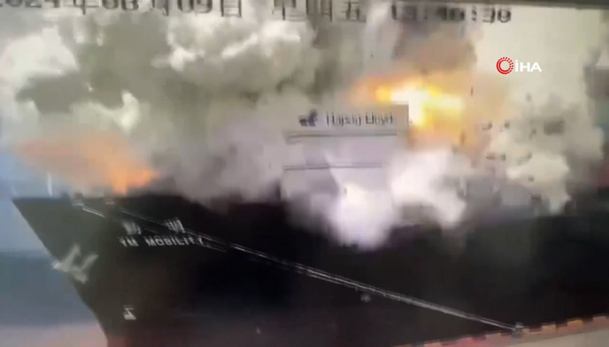 Çin’de konteyner gemisinde şiddetli patlama kamerada