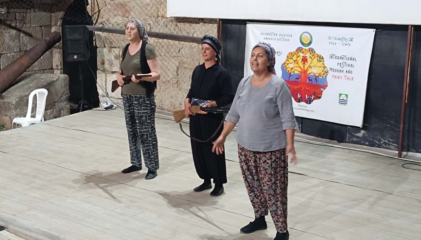 Foça 3. Uluslararası meddah ve masal festivali başladı