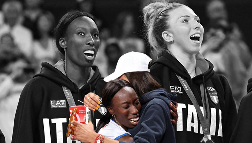 İtalyada Paola Egonuya ırkçı saldırı Şampiyon yaptı, yine yaranamadı İtalyada Paola Egonuya ırkçı saldırı Şampiyon yaptı, yine yaranamadı