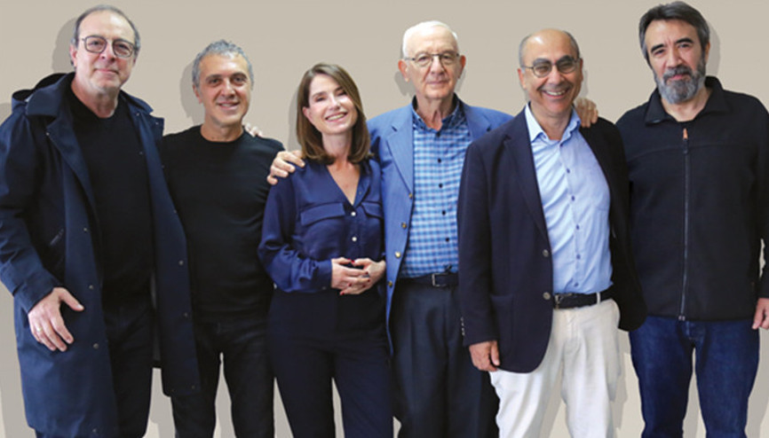 Fotoğrafta dikkat çeken detay... 6. Silahşör nerede Fotoğrafta dikkat çeken detay... 6. Silahşör nerede