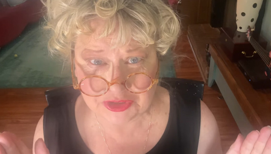 Yıllarca seyirciyi güldürdü, şimdi acı konuştu: Yine hastayım, en fazla üç yıl ömrüm var...  Olsun, harika bir hayat yaşadım