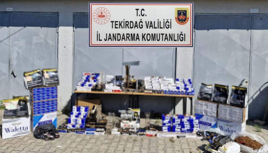 Kiralanan bodrum katında 251 bin makaron ele geçirildi Kiralanan bodrum katında 251 bin makaron ele geçirildi