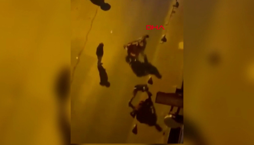 Şişli’de kavga Bebek arabasıyla saldırdı