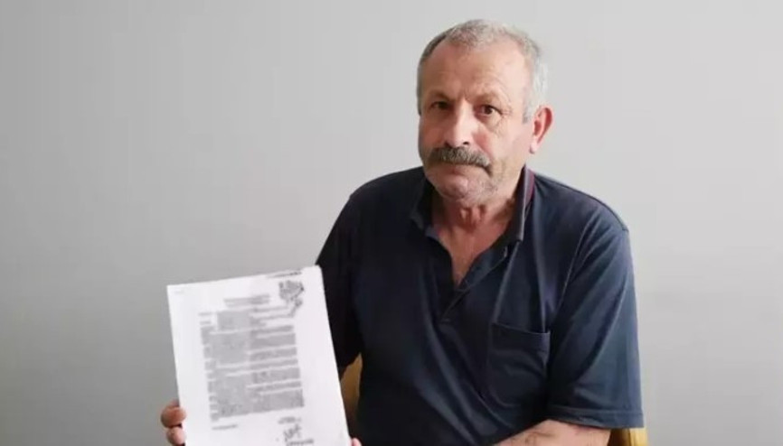 Emekli ikramiyesi ile köyüne ev yaptırmak isterken dolandırıldığını iddia etti