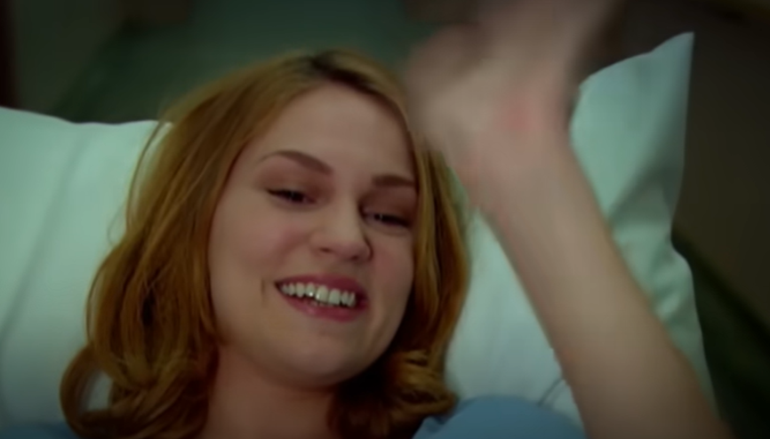 Öyle Bir Geçer Zaman Ki Aylin neden öldü, kaçıncı bölümde diziden ayrıldı Dizinin tekrar bölümleri ile gündemde