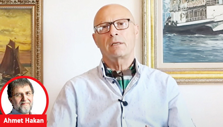 Fularlı spekülatör: Erol Mütercimler