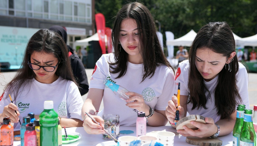 ‘Okulum Temiz’ programı devam ediyor
