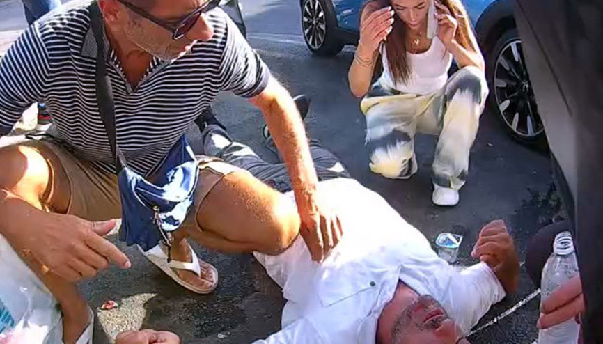 Otomobilin çarptığı skuter sürücüsüne yabancı doktor müdahale etti