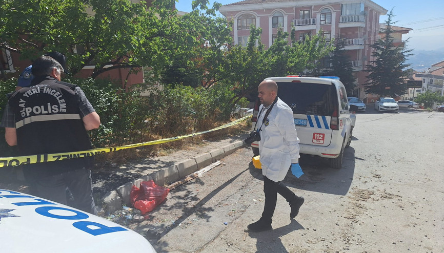 Apartman yöneticisi, oğlu ve onun arkadaşını öldüren şüpheli yakalandı