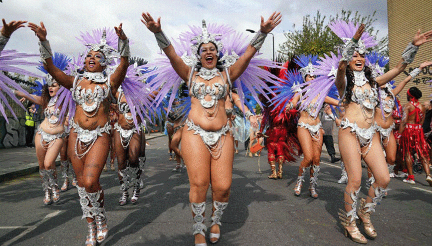 Notting Hill Karnavalı’nda 1 milyonu aşkın kişi buluştu
