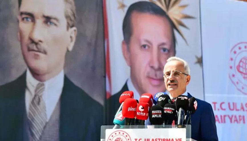 Bakan Uraloğlu açıkladı: Bu yıl 230 milyon üstünde yolcu taşıyacağımızı öngörüyoruz Bakan Uraloğlu açıkladı: Bu yıl 230 milyon üstünde yolcu taşıyacağımızı öngörüyoruz