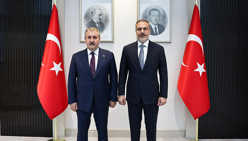 Destici, Bakan Fidanı ziyaret etti