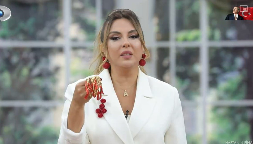 GELİNİM MUTFAKTA 30 AĞUSTOS 2024 PUAN DURUMU (TOPLAM) || Gözyaşları sel oldu Gelinim Mutfakta kim elendi, 10 altın bileziği kim aldı