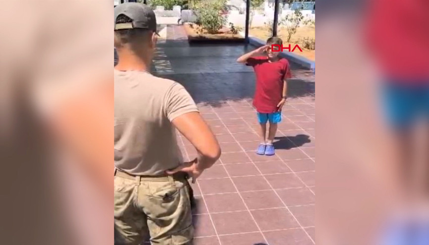 Gürültü yaptığı için tüfekle öldürülen Emirin asker selamlama görüntüsü ortaya çıktı