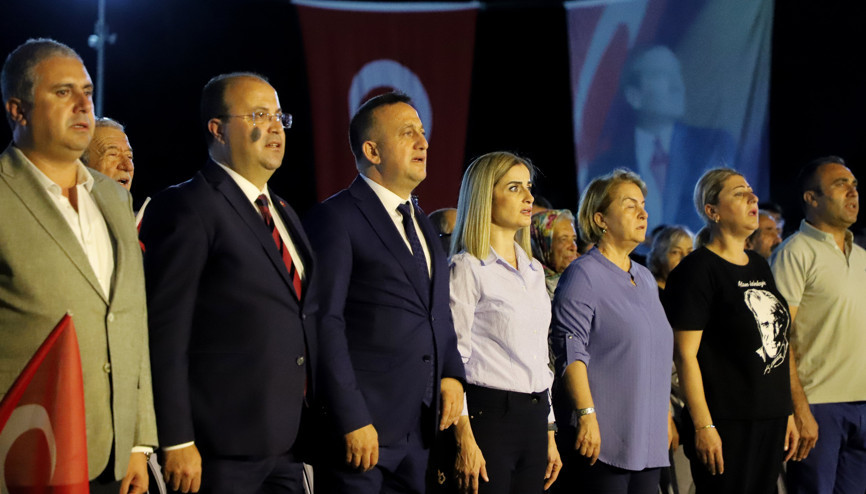 Turhalda 30 Ağustos Zafer Bayramı coşkuyla kutlandı