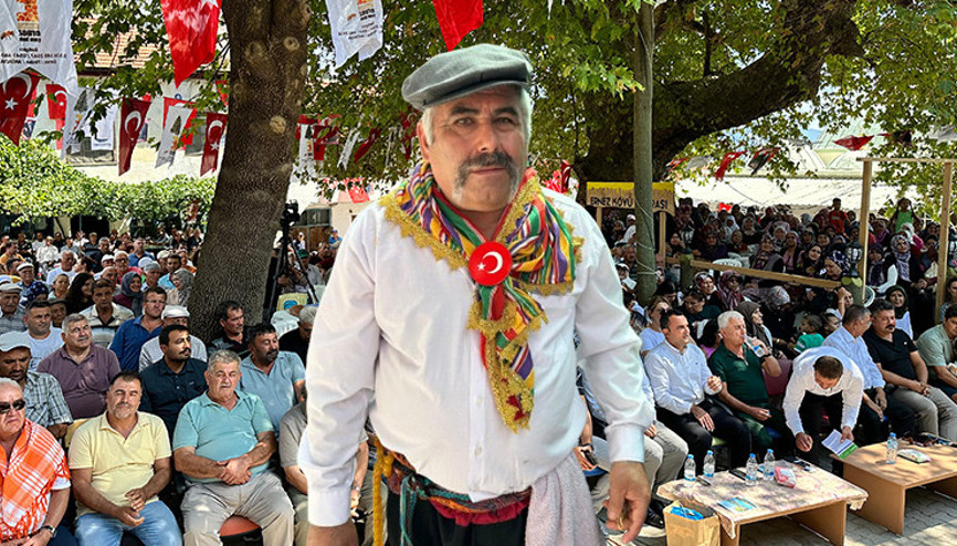 30 saniyede 1 kilo yedi, yarışmada birinci oldu