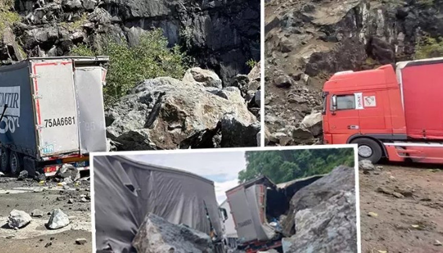 Hopa’da heyelan Yamaçtan kopan kayalar TIR’ların üzerine düştü
