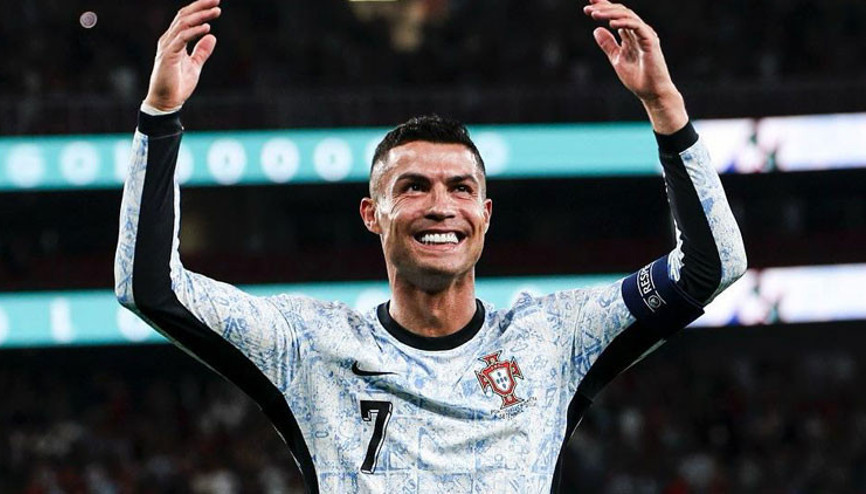 Dünya, Ronaldoyu konuşuyor 900 gol tamam, sırada 1000 gol var Dünya, Ronaldoyu konuşuyor 900 gol tamam, sırada 1000 gol var