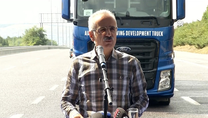 Bakan Uraloğlu: 2035te her iki araçtan birinin elektrikli olacağını öngörüyoruz