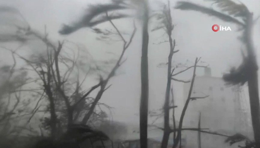 Çin’i süper tayfun Yagi vurdu