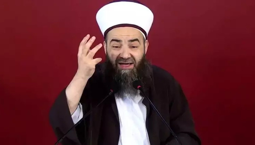 Son dakika haberi: Cübbeli Ahmet Hocaya yumruklu saldırı 1 kişi gözaltına alındı