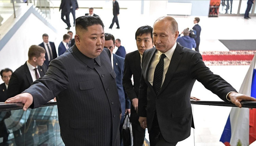 Putinden Kuzey Koreye 76. yıl tebriği