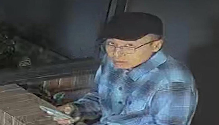 9 aylık bebeğin üzerine kahve döküp kaçtı Polis yakalanması için insan avı başlattı...