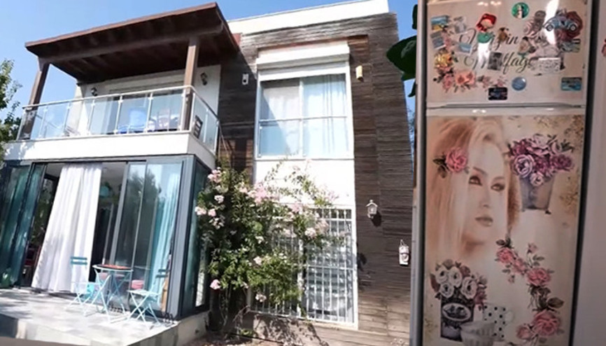 Buzdolabına fotoğrafını bastırmış... Ünlü isim Bodrumdaki villasının kapılarını açtı