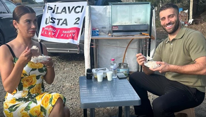 ‘Seni harika bir yere götürüyorum’ dedi... 9. yıl yemeği