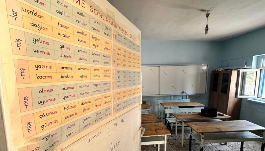 Narin Güran’ın eğitim gördüğü Tavşantepe İlkokulu’nda sıralar boş kaldı