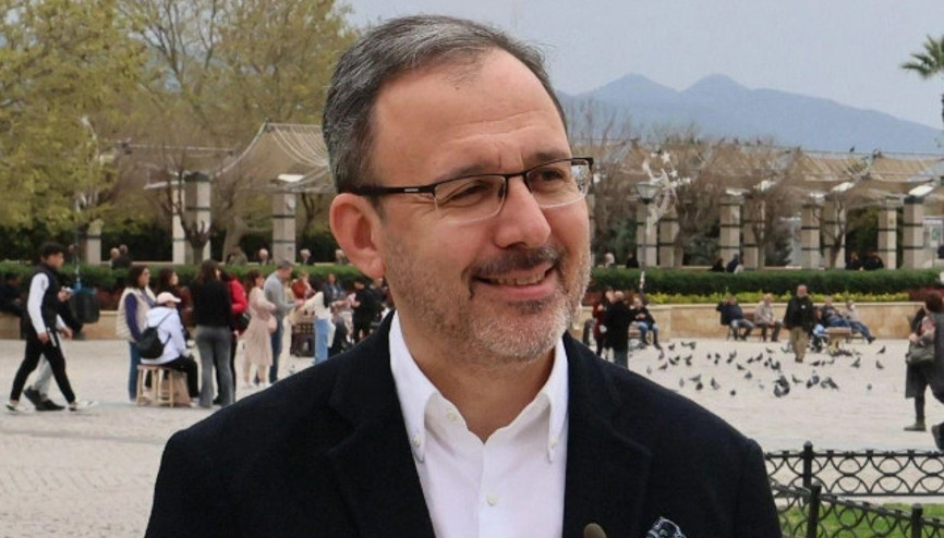 Dr. Mehmet Kasapoğlu: Ege Üniversitesinin çabaları ve gayretleri son derece önemli Dr. Mehmet Kasapoğlu: Ege Üniversitesinin çabaları ve gayretleri son derece önemli