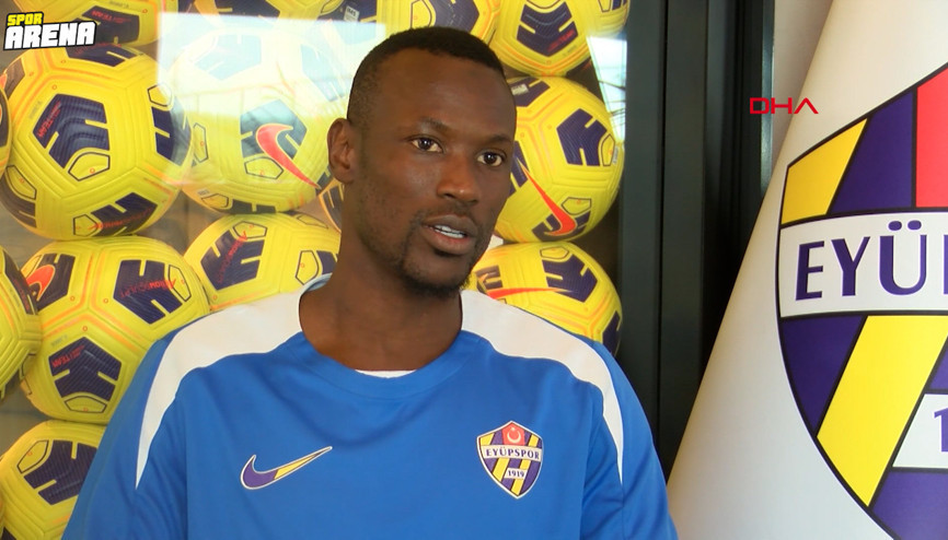 Mame Thiamdan Arda Turan sözleri: Çok büyük bir futbolcuydu ve çok büyük bir kariyere sahipti