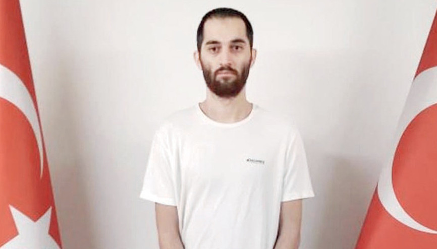 Santa MarIa Kilisesi’ne saldırının planlayıcılarından... DEAŞ’lı terörist yakalandı Santa MarIa Kilisesi’ne saldırının planlayıcılarından... DEAŞ’lı terörist yakalandı