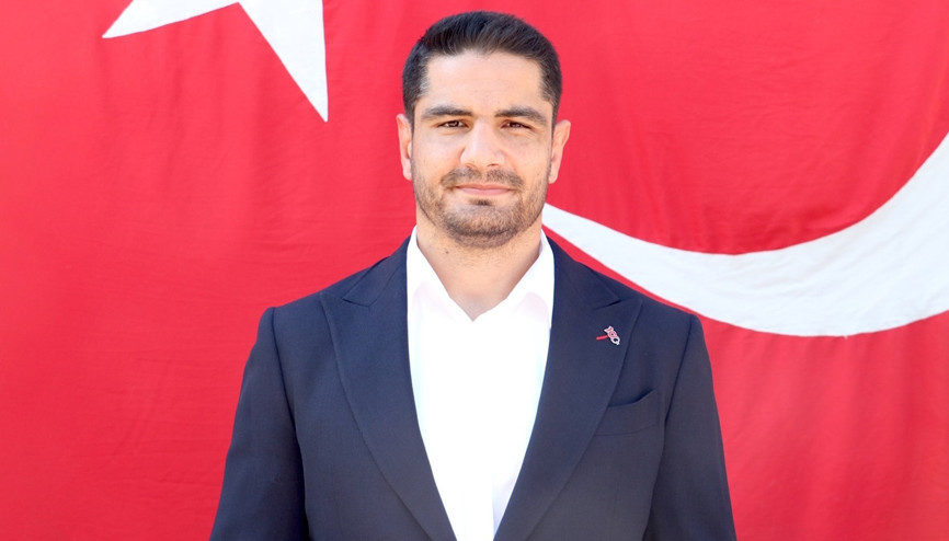 Taha Akgül: Yönetici olarak hizmet etmek istiyorum... Taha Akgül: Yönetici olarak hizmet etmek istiyorum...