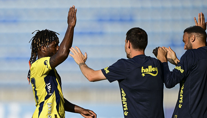 Fenerbahçede Allan Saint-Maximin ve Dusan Tadic şov