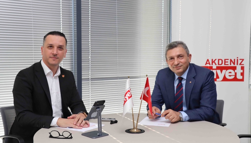 Vali Şahin: “Antalya her bakımdan güvenli bir kent.” Vali Şahin: “Antalya her bakımdan güvenli bir kent.”