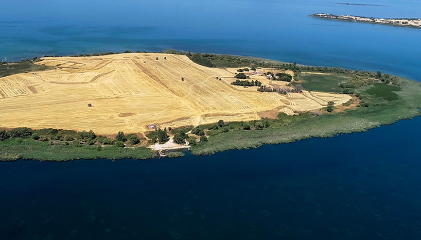İç Anadoluda satılık ada: Tam 550 bin metrekare...Fiyatı uygun tuttuk diyerek tanıttılar İç Anadoluda satılık ada: Tam 550 bin metrekare...Fiyatı uygun tuttuk diyerek tanıttılar
