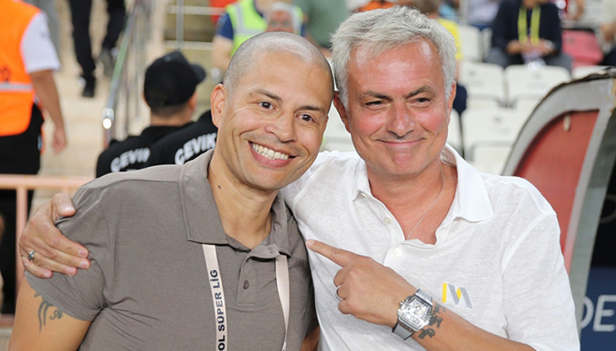 Alexten Mourinho paylaşımı: Teşekkür ederim