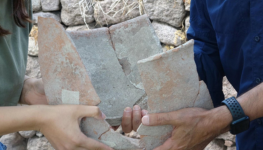 Çanakkaledeki kazıda çıkarıldı: 1700 yıl önce kullanıp çöpe atmışlar... Bu buluntular bizim için çok önemli