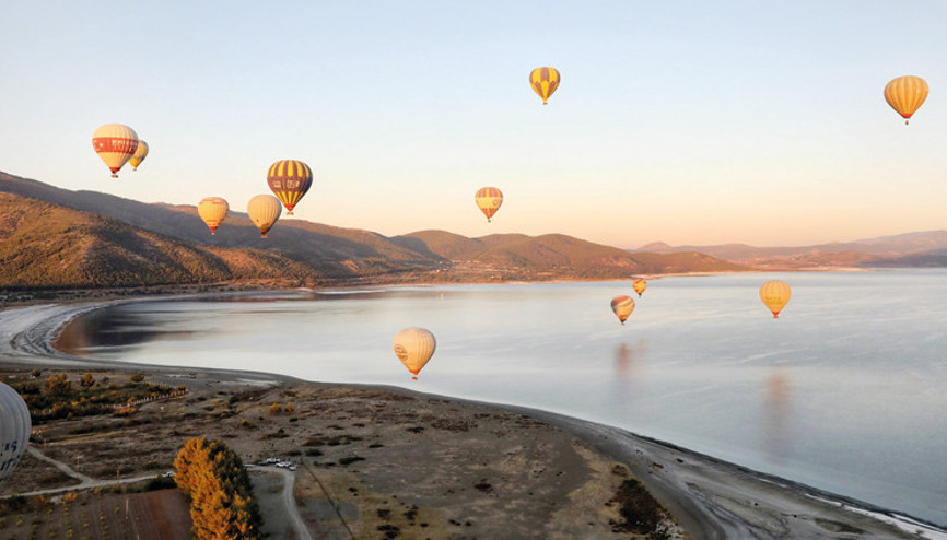 Salda’nın balonları