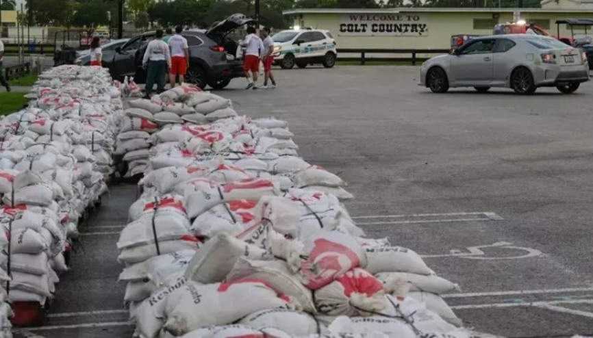 Florida’da Milton Kasırgası alarmı ABD’liler bölgeyi tahliye ediyor