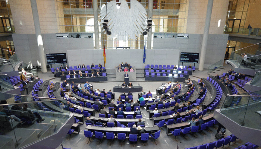 Parlamentoda kadın-erkek eşitliği istiyoruz